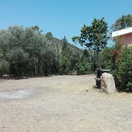 Holiday home Zeffiro Chia